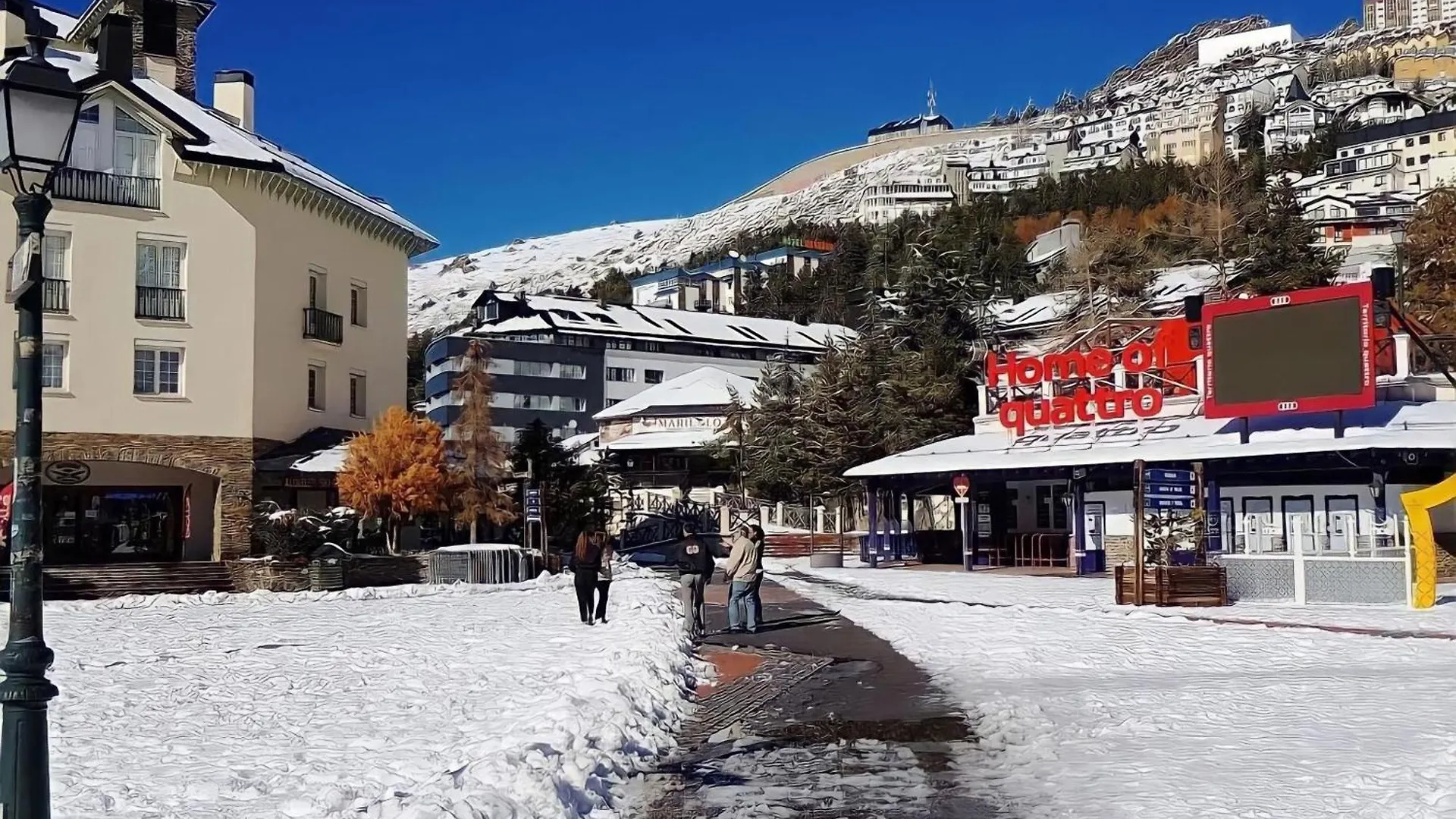 Apartamento En Zona Baja Garaje Opcional Y Descuentos Acceso Pistas Sierra Nevada Spanje