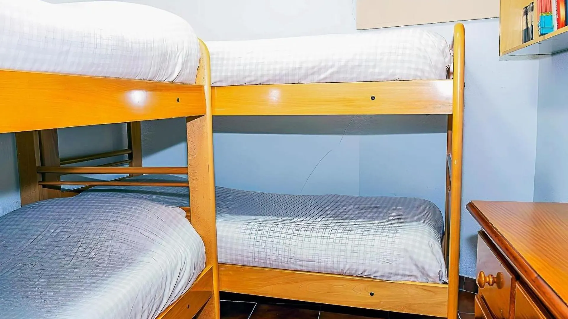 Apartamento En Zona Baja Garaje Opcional Y Descuentos Acceso Pistas Sierra Nevada Appartement